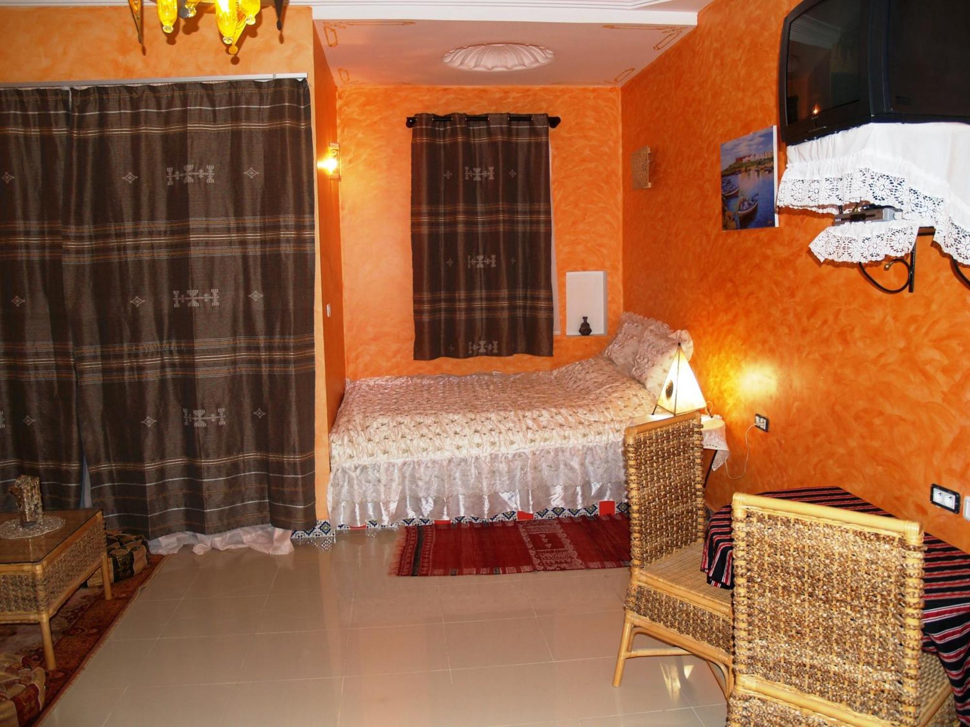 Dar El Amen Appartements Mehdiye Oda fotoğraf