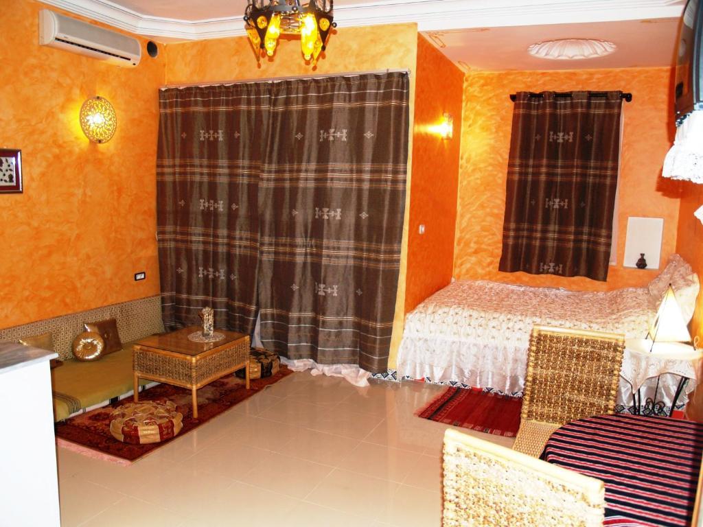 Dar El Amen Appartements Mehdiye Oda fotoğraf